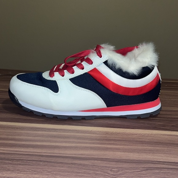 Bear paw Hoodoo red, white, and blue fur sneakers - Picture 4 of 16
